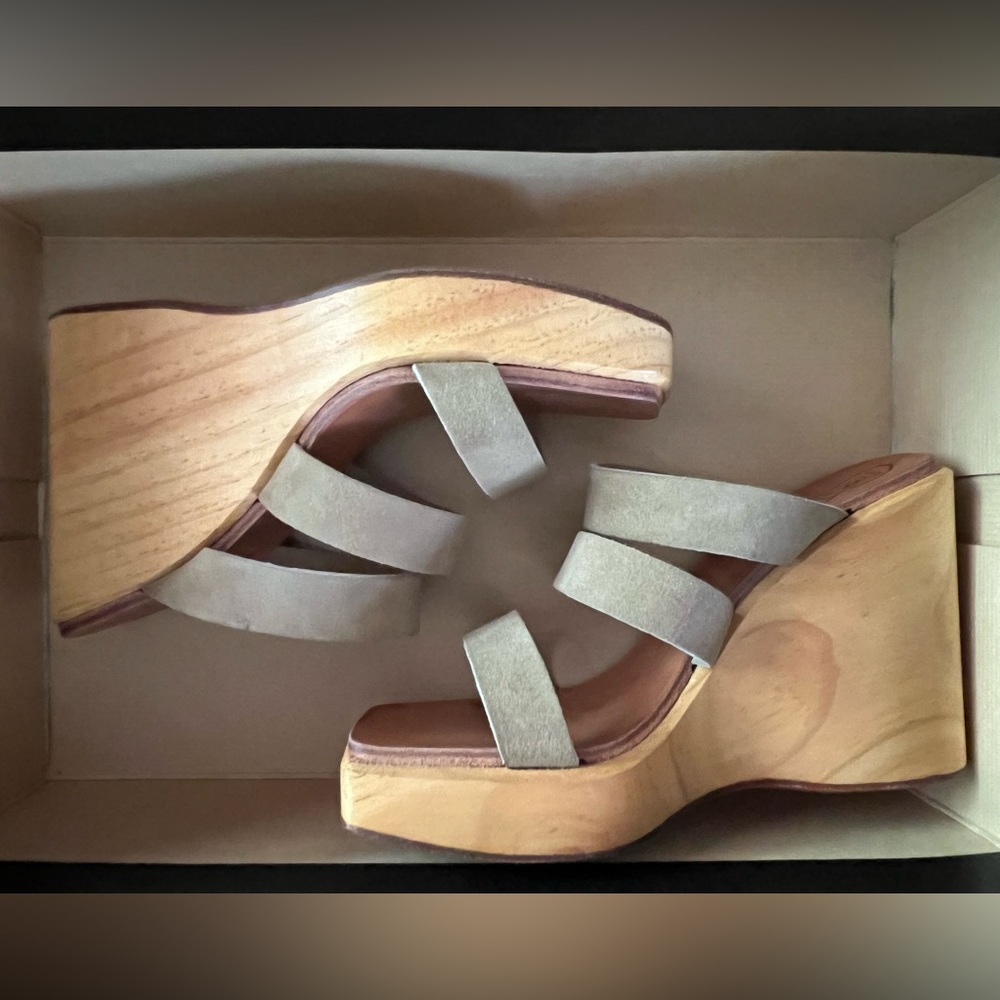Free Lance wood sole platform sandals size 6/37